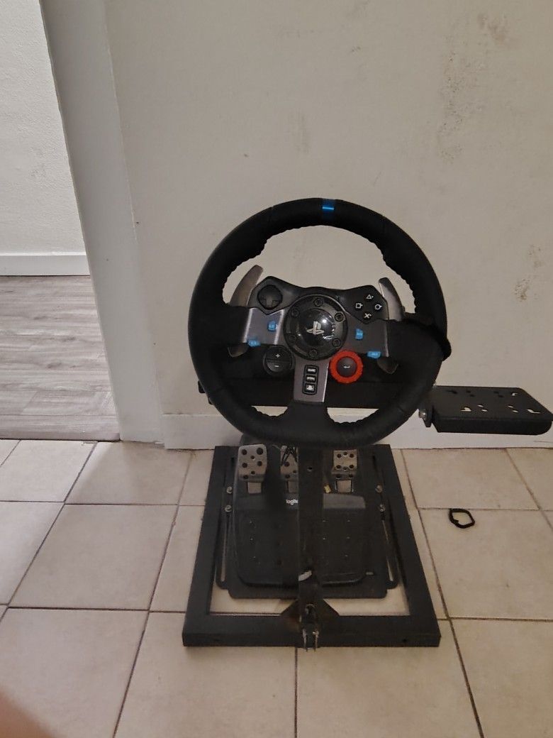 USED LOGITECH PS3 PS4 PS5 RACE SET UP