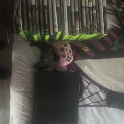 Xbox One X With Games Remotes Battery Charger