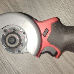 Milwaukee cut off to M12 Brand new 