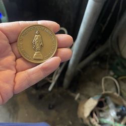 Bronze1985 Medal,statue Of Freedom.  Maco Bronze ,us Flag