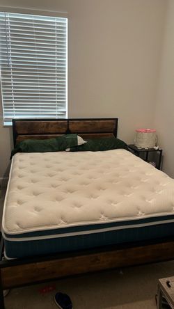 Queen Bed