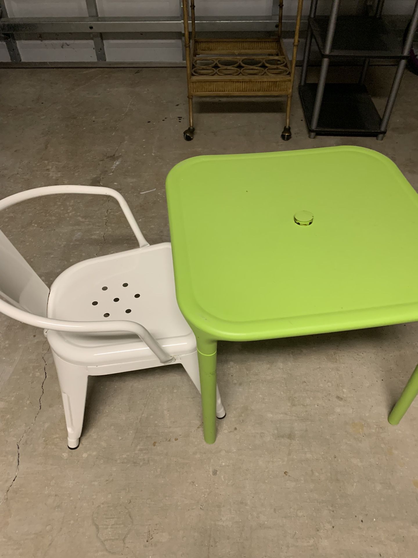 Kid Table and metal chair