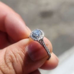 Novello Diamond Engagement Ring