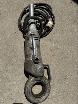 Rigid 700 power feed