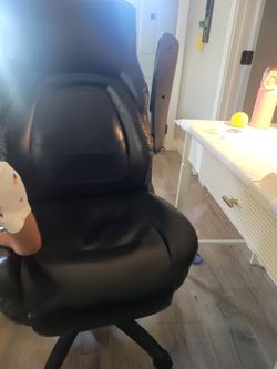 Leather LA-Z-Boy office chair