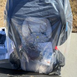 Brand New 3 In 1 Graceo Car Seat