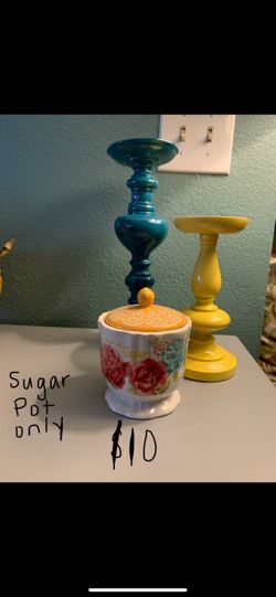 Salt and sugar jars