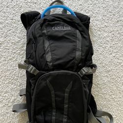 camelbak lobo hydration pack 100fl oz 