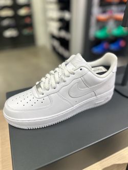 Nike Air Force 1s 07