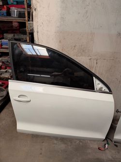 2013 Volkswagen Jetta passenger side door