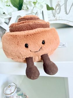 Jellycat Amuseables Cinnamon Bun! BNWT!