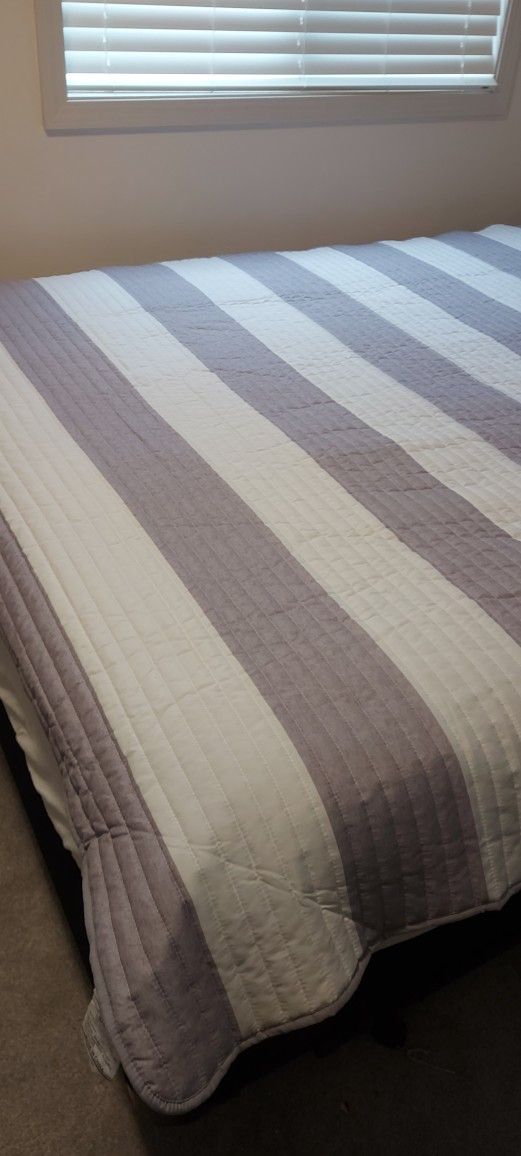 Queen Bed Matress With Spring Box 