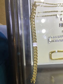 10k gold Miami Cuban bracelet, 36 grams for a good price!!