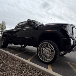 GMC SIERRA DENALI Wheels Tires Suspensions Accessories Installations. (We Finance)