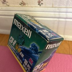 Maxell CD-R 10-Pack with Slim Cases - 700 MB / 80 Min