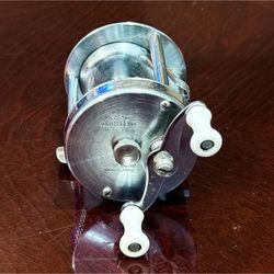 F171- Vintage South Bend No. 30 Model C Casting Reel USA Fishing Tackle