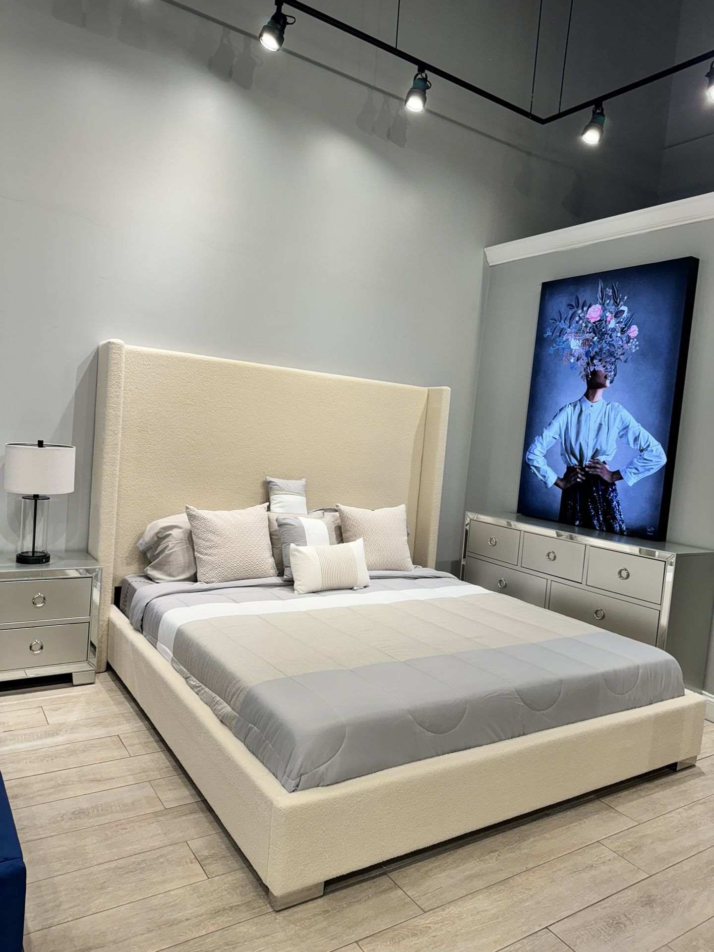 King Bed // Financing Available