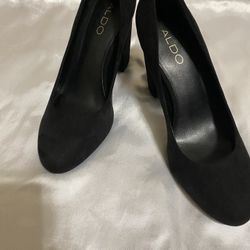 ALDO Black Suede Pumps Platform Style  Size 8.5