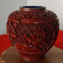 CHINESE HAND CARVED REAL CINNABAR LACQUER GINGER JAR,NOT LID.