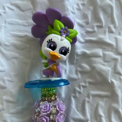 Disney Daisy Doorable Pen 
