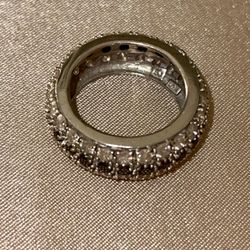 10K White Gold Band Ring with 72 Black and White Diamonds