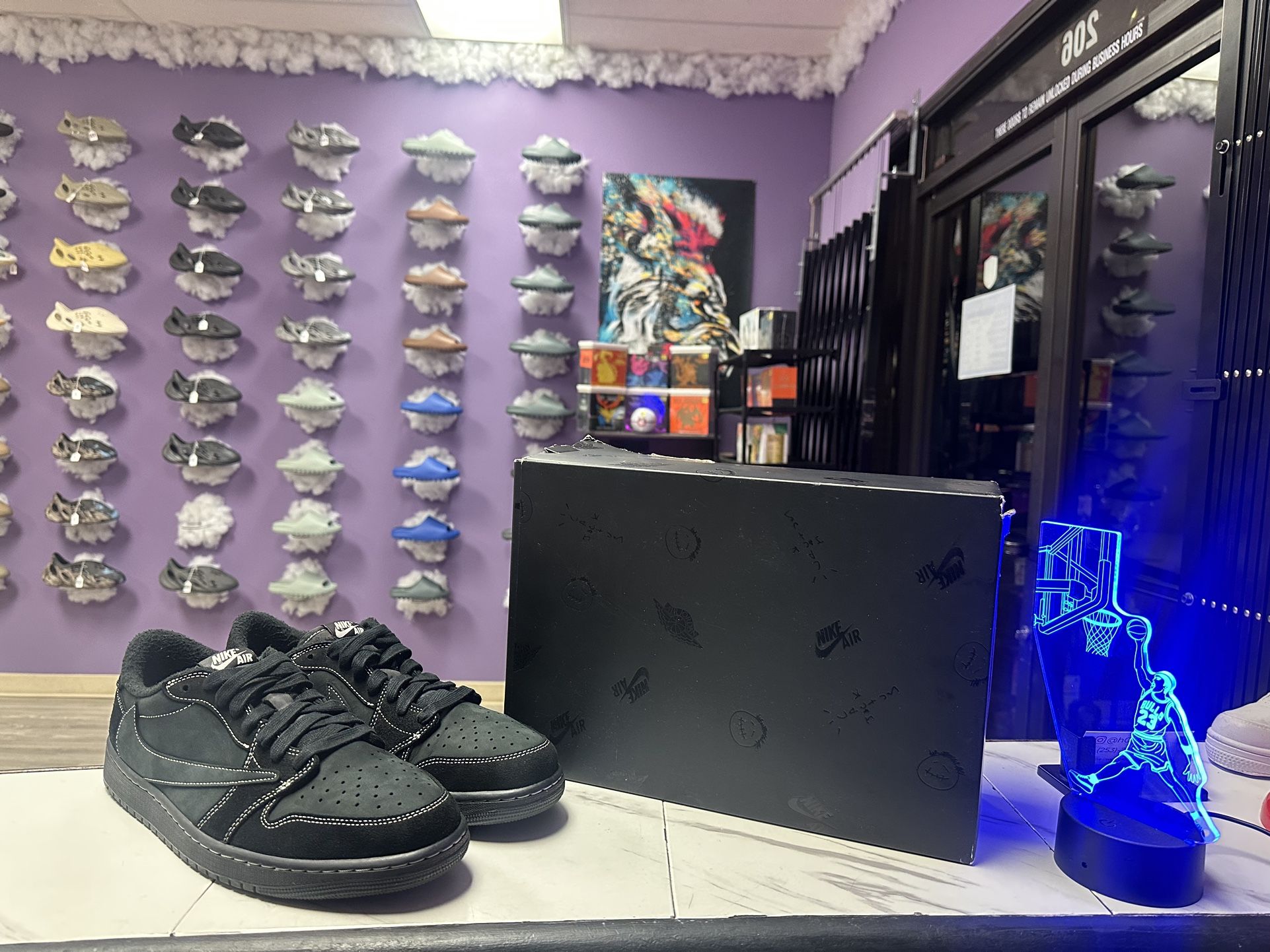 Jordan 1 Low Travis Scott Phantom