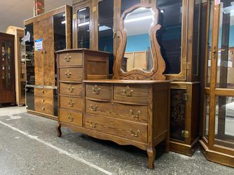 BROWNWOOD Vintage Oak 9-Drawer Vanity Dresser w/ Swivel Mirror