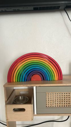 Montessori stackable rainbow
