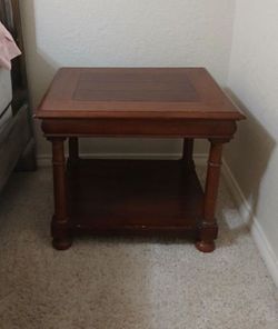 End table