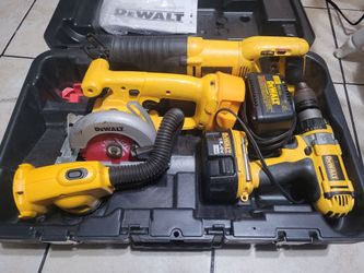 Dewalt 18v Power Tool Set Bundle, Hammer Drill, Reciprocating & Trim Saw & Case