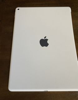 iPad Pro first generation silicon cover and keyboard!