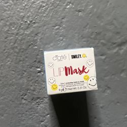 Brand New Lip Mask 