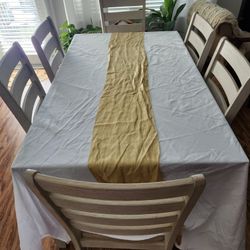 12 White Circle Table Cloths 120"