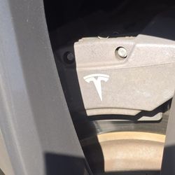 Get A New Cleaner Look. Caliper Paint Of Your Choice
