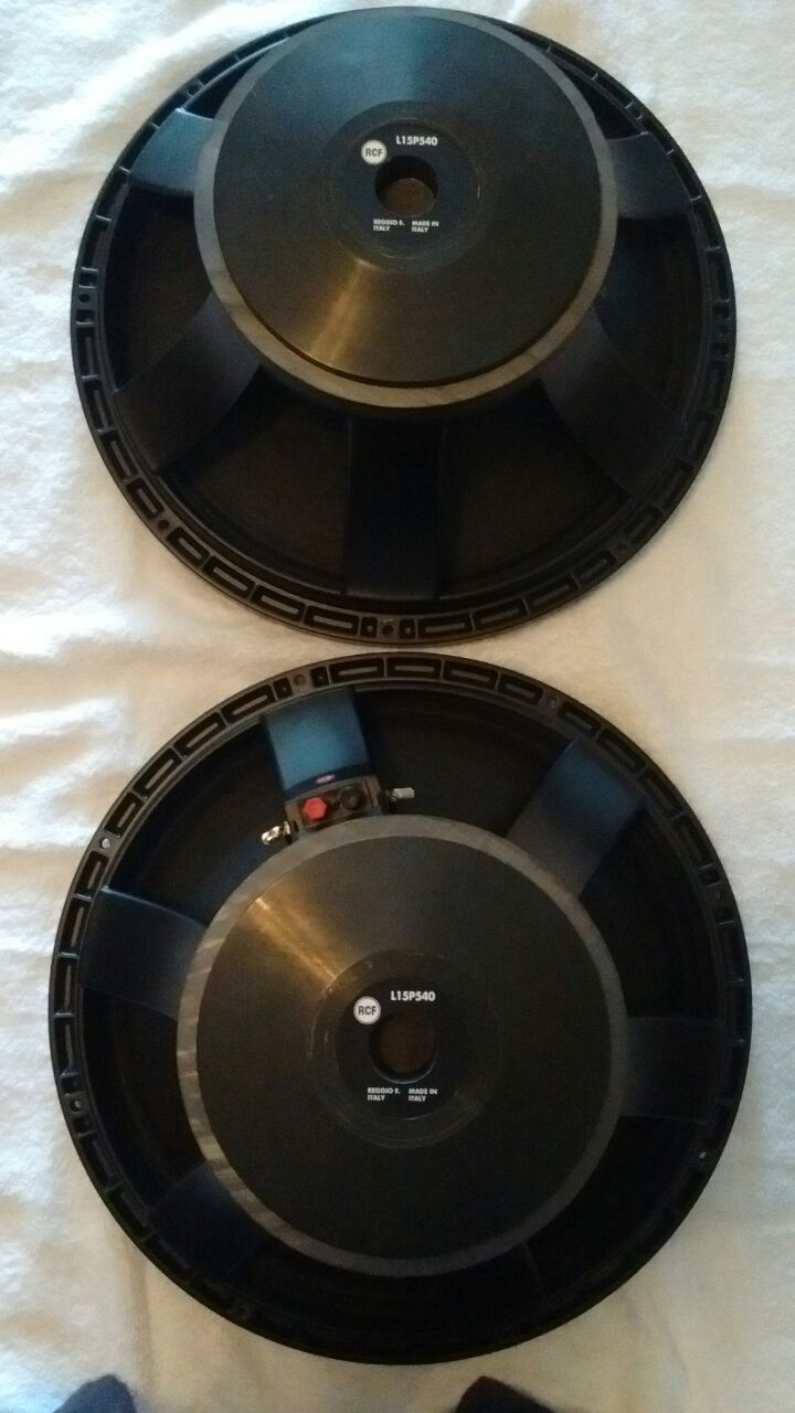 Pa Speakers rcf l15p540 great condition