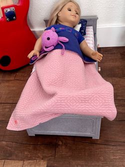 Dolls bed