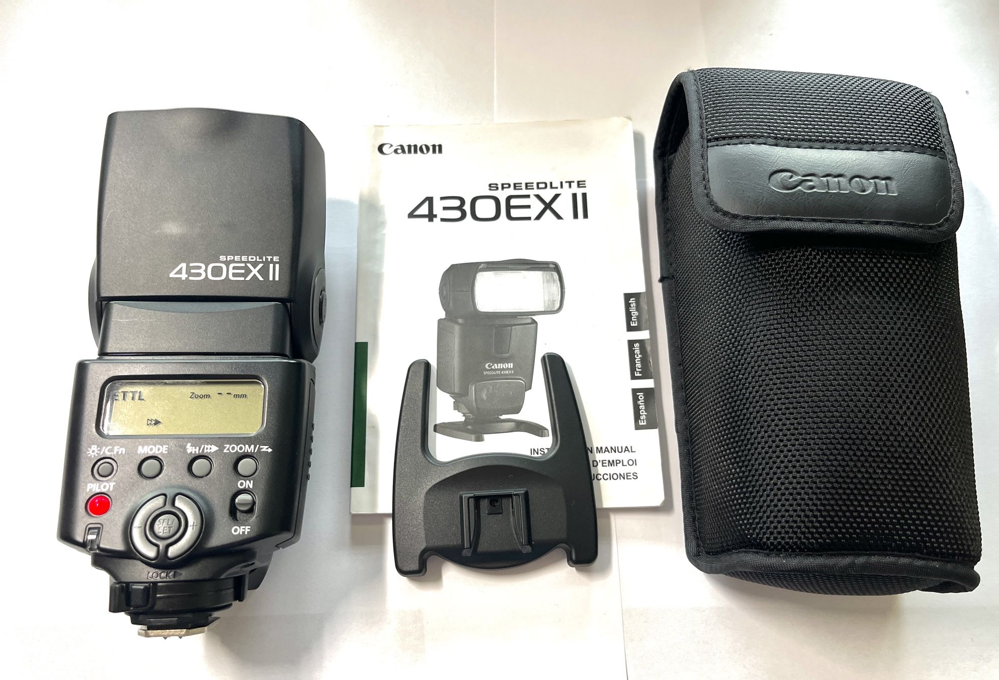 Canon Speedlite 430EX Flash Mount /W Stand And Bag