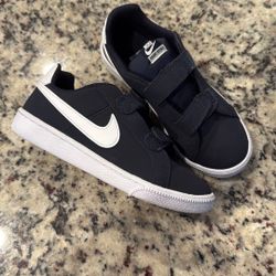 Nike Boy 2.5 Court Royale Obsidian Blue White New Shoes 