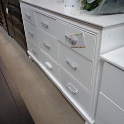 Dressers / Cajoneras