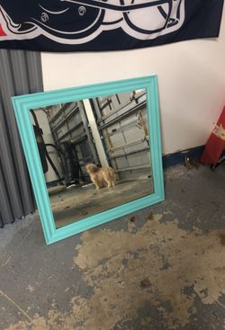 Wall mirror