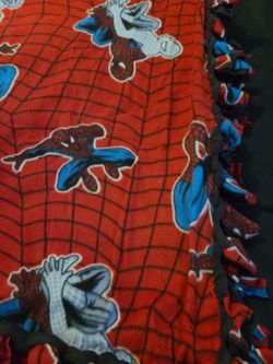 BLANKET/https://offerup.com/redirect/?o=U1BJREVSLk1BTg== &BLACK