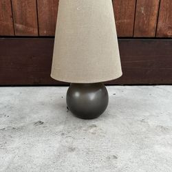Ceramic Globe Table Lamp