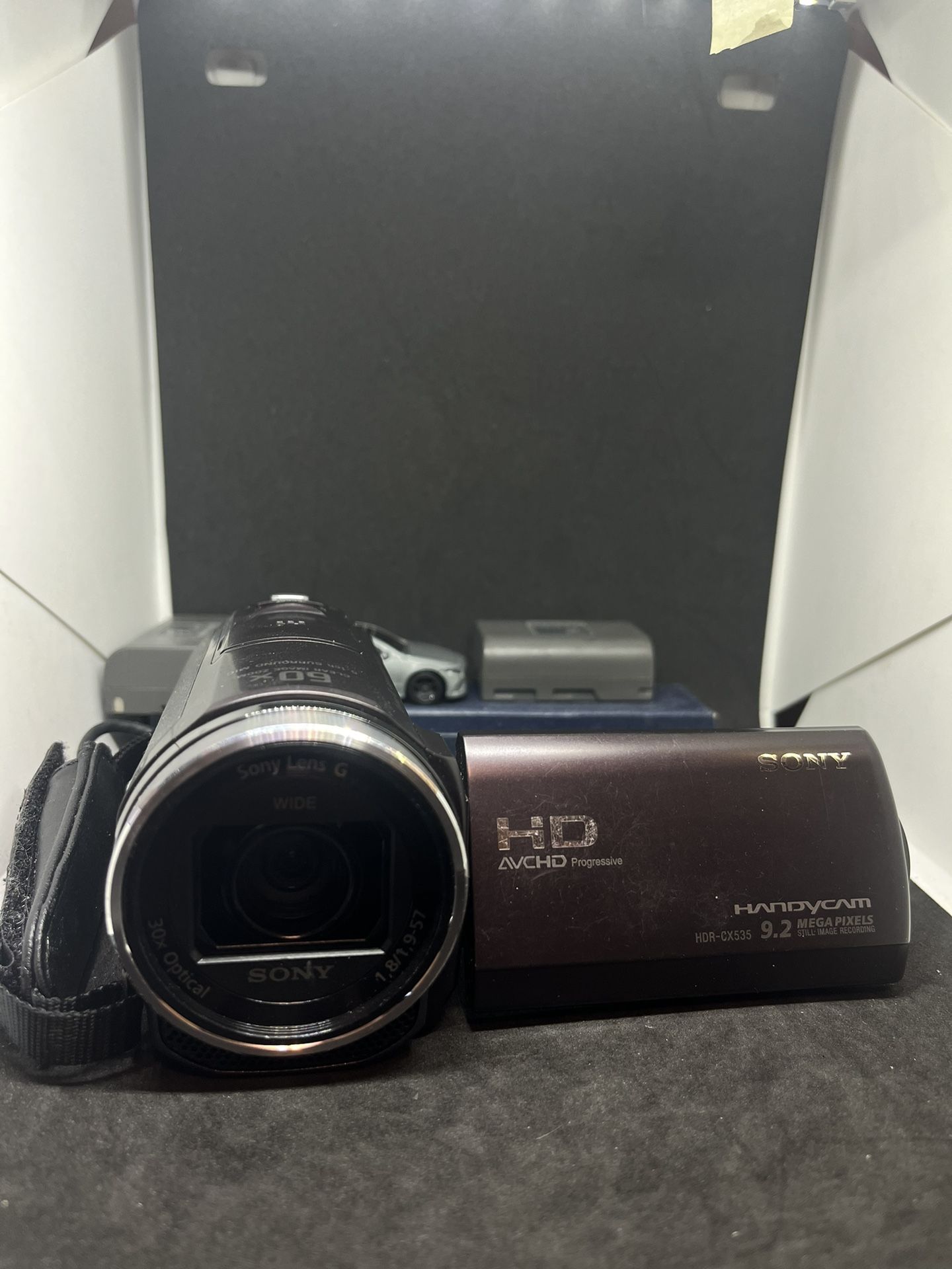 SONY HDR-CX535 T HandyCam Brown Video Camera Internal Memory Camcorder