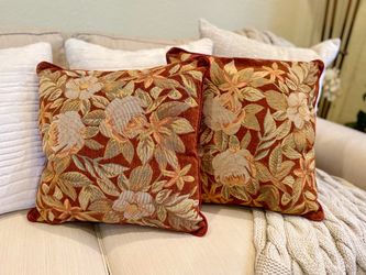 Decorative pillows