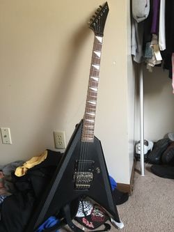 Alexi 200 Flying V