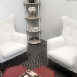 Like New white chairs 