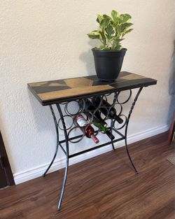 Wine rack table
