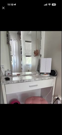 White Vanity Desk, Mirror Storage lots of cabinet space.