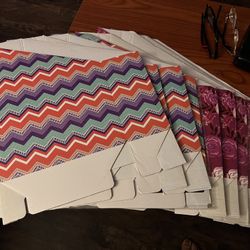 8  Magazine Bins