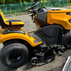 Cub Cadet 50” Ride On Mower 